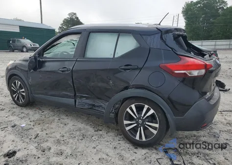 2019 Nissan Kicks S из США, поврежденный, VIN 3N1CP5CU3KL564531
